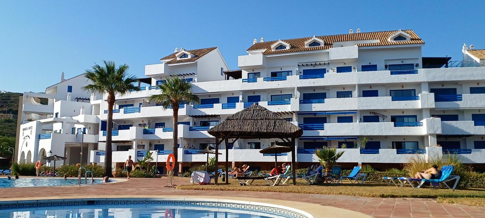 Residencial La Duquesa Suites Golf & Gardens San Luis de Sabinillas Extérieur photo