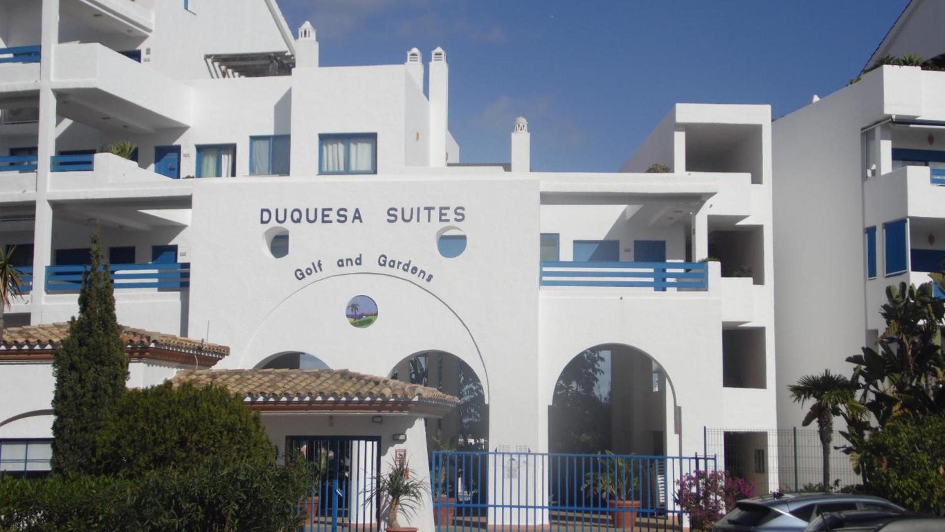 Residencial La Duquesa Suites Golf & Gardens San Luis de Sabinillas Extérieur photo